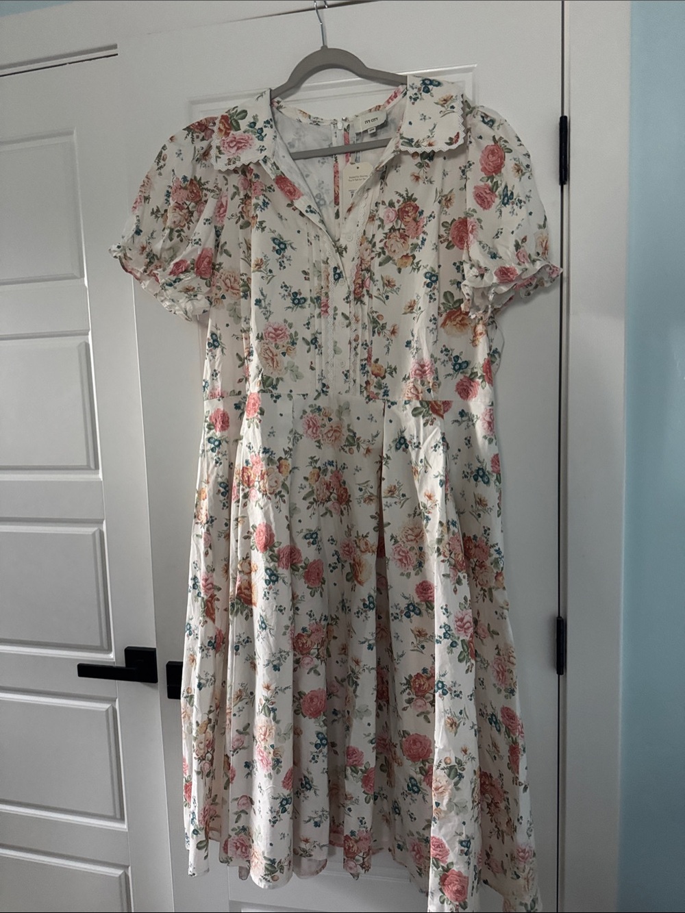 Womens Ivy City Cream Floral Short-Sleeve Dress